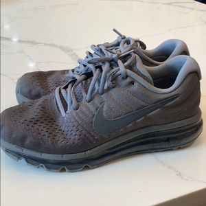 Men’s Nike Size 7.5